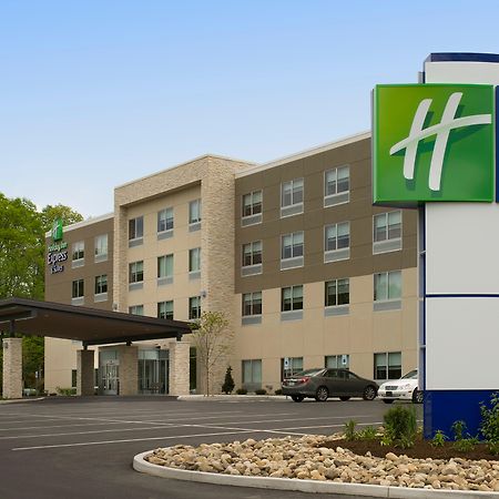 Holiday Inn Express & Suites By Ihg Altoona By Ihg Exterior foto